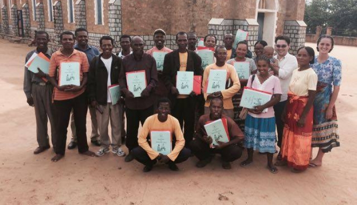 Galeria capa - Programa de Treinamento em Alfabetização com povo BARA